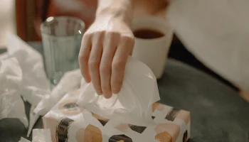 &laquo;Обрушивающееся начало&raquo;: как отличить грипп от ОРВИ по первым симптомам