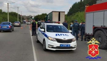 Пять человек погибли в ДТП с участием "КамАЗа" в Кузбассе