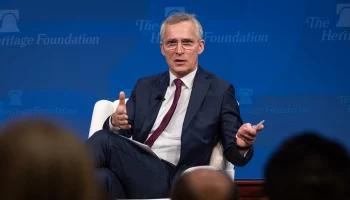 Столтенберг рассказал, планирует ли НАТО разместить войска на Украине