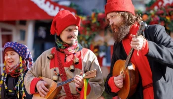 Москвичи отпразднуют Масленицу в "Аптекарском огороде" 17 марта