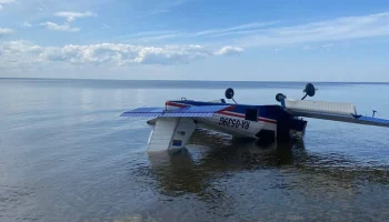 Легкомоторный самолет совершил аварийную посадку в Кронштадте