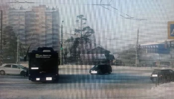 Два ребенка попали в больницу после ДТП с участием троллейбуса и легковушки в Чите