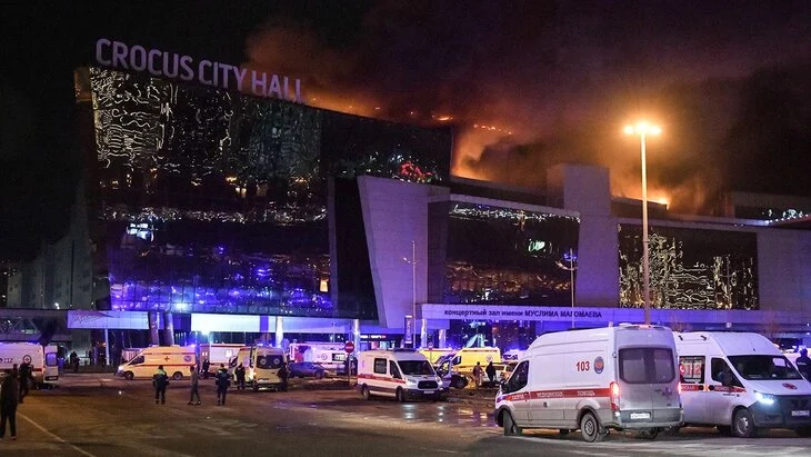 ФСБ задержала еще троих пособников теракта в "Крокусе" ФСБ задержала еще троих пособников теракта в "Крокусе"