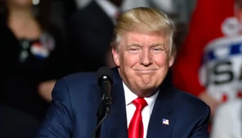 &laquo;Позор для нашей страны&raquo;: Трамп прокомментировал послание Байдена к Конгрессу