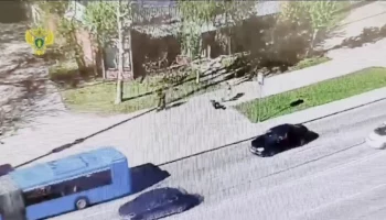 Девушка на электросамокате сбила ребенка на севере Москвы