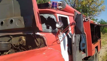 Три сотрудника МЧС России пострадали из-за падения беспилотника в ДНР