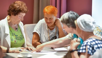 Собянин рассказал, как &laquo;Серебряное наставничество&raquo; поддерживает связь поколений