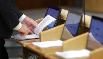 Минтруд предложил ограничить двумя годами срок трудовых договоров с мигрантами