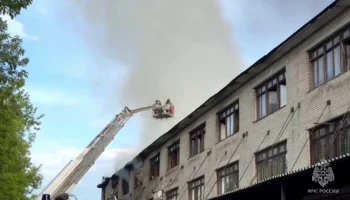 Спасатели полностью потушили пожар на Каширском шоссе в Москве
