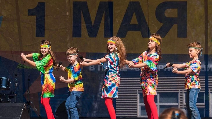 С 28 апреля по 1 мая в парках Москвы пройдет яркая праздничная программа