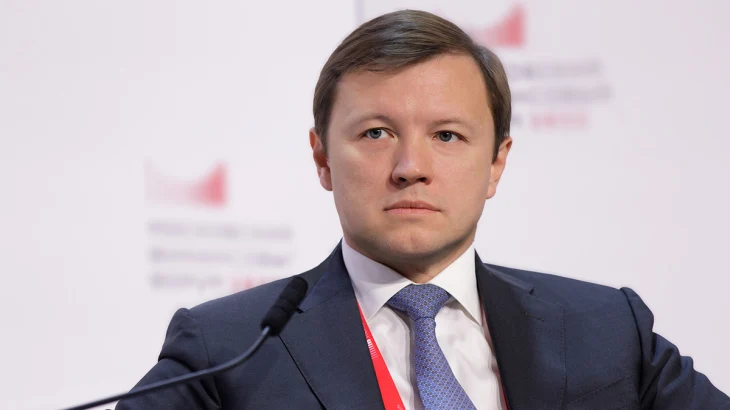 Владимир Ефимов: Около 70 тысяч единиц медицинского оборудования и комплектующих поступит на оснащен