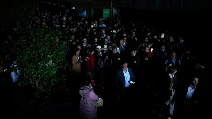 Reuters: МВД Испании объявило чрезвычайное положение в стране из-за блэкаута