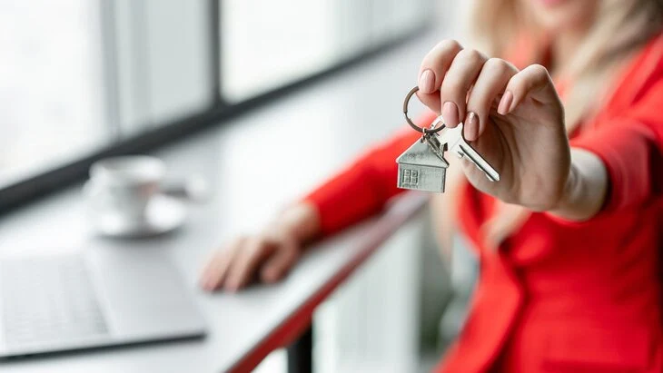 Риелтор Апрелев: лето &ndash; лучшее время для покупки квартиры