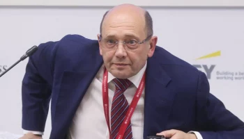 "Коммерсант": бывшему главе "Автодора" грозит 14 лет за ущерб в два миллиарда рублей