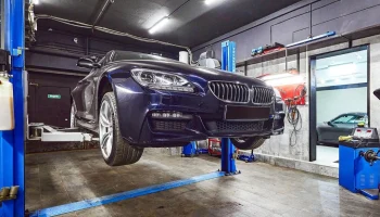 На портале потребителя Москвы дали советы по подготовке авто к теплому сезону