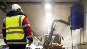 Свыше 100 транспортных тоннелей промоют в Москве после зимы