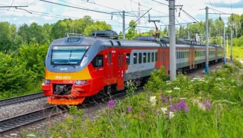 Семь поездов задерживаются после падения обломков БПЛА на Кубани