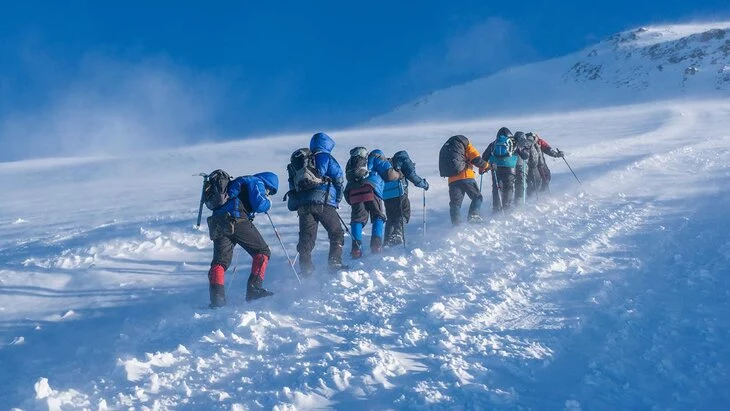 Единственный выживший в Непале альпинист Шамало рассказал о восхождении Единственный выживший в Непале альпинист Шамало рассказал о восхождении