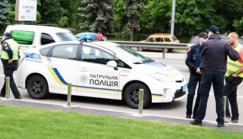 Мужчина открыл стрельбу в McDonald's на Украине