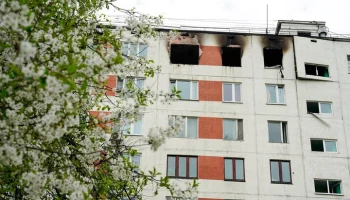 ТАСС: информация о четвертом погибшем при пожаре на юго-западе Москвы не подтвердилась