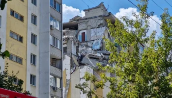 Нахождение в трех подъездах дома в Саратове признали безопасным