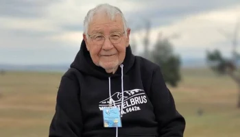 Режиссер театра "Факел" Александр Кононов умер во время перелета