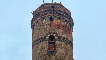 Собянин: Водоемная башня на станции Москва-Товарная будет отреставрирована