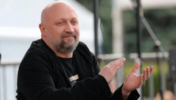 Гоша Куценко пригласил жителей и гостей Москвы на "Театральный бульвар"