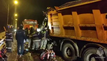 Два человека погибли и 13 пострадали в ДТП с автобусом и грузовиком в Ленобласти