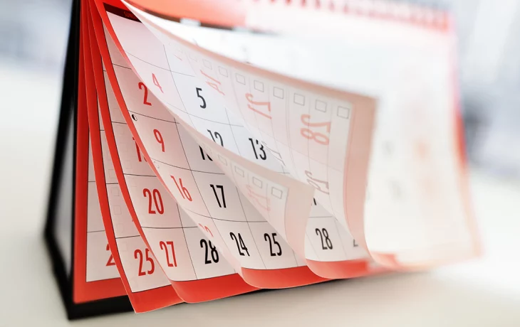 Россиянам напомнили о длинных праздничных выходных в феврале Россиянам напомнили о длинных праздничных выходных в феврале