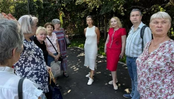 Депутат МГД Елена Самышина: парку Трубецких нужны розы