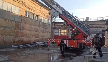 Один человек пострадал из-за пожара в производственном цеху Екатеринбурга
