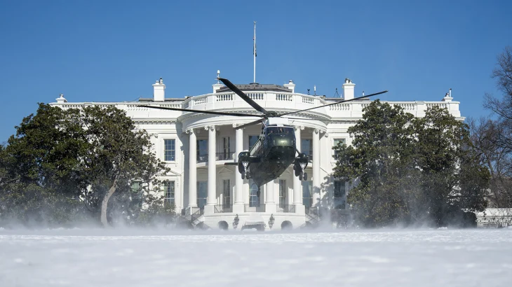 Fox: Белый дом подтвердил, что США наносят удары по Венесуэле Fox: Белый дом подтвердил, что США наносят удары по Венесуэле