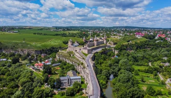 СМИ: В Хмельницкой области прогремели взрывы