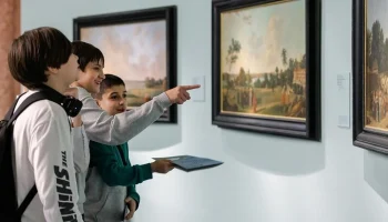 Более 120 тысяч юных москвичей посетили выставку Русского музея на ВДНХ