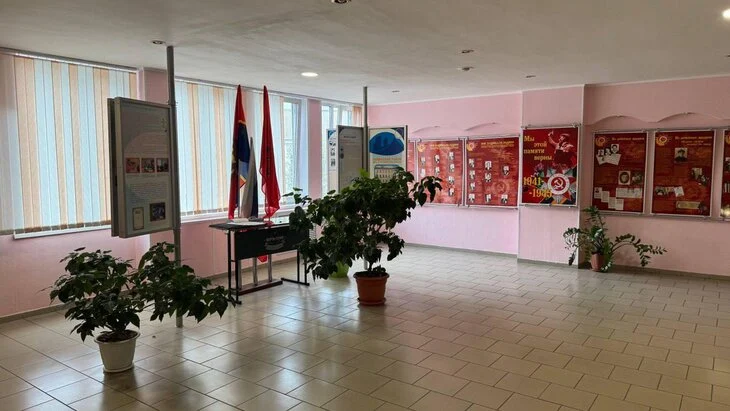 Пятиклассник скончался во время перемены в красноярской школе Пятиклассник скончался во время перемены в красноярской школе