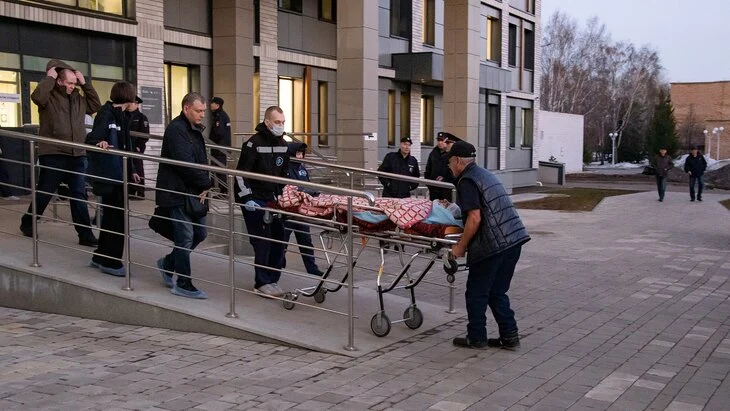 Число погибших при пожаре на "Нижнекамскнефтехиме" выросло до 11 человек Число погибших при пожаре на "Нижнекамскнефтехиме" выросло до 11 человек