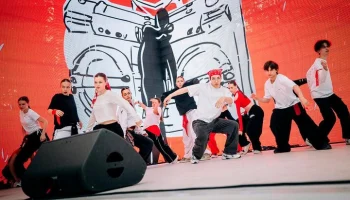 Новая смена творческого лагеря "Молодежи Москвы" откроется в кинопарке "Москино"