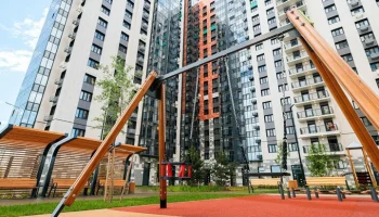 Около 300 семей переехали по программе реновации на Городской улице