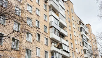 В жилом доме в районе Нагатино-Садовники произвели замену всего лифтового оборудования