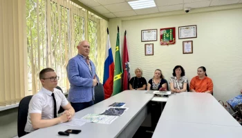 Космонавт Олег Артемьев обсудил строительство Бирюлевской линии метро с жителями