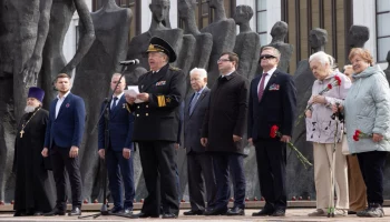 Память узников фашистских концлагерей почтили у Музея Победы