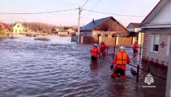 Глава МЧС РФ Куренков вылетел в регионы с наиболее сложной паводковой ситуацией