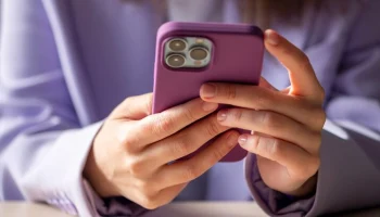 Т-Банк добавил в свое приложение функцию бесконтактной оплаты iPhone