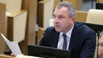 Тележурналист Евгений Попов поддержал решение президента участвовать в выборах