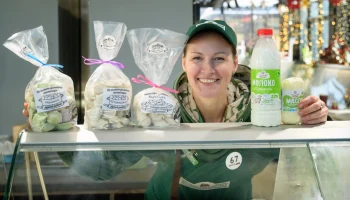 &laquo;Из грецкого ореха и шелковицы&raquo;: на каких московских ярмарках найти самое вкусное варенье