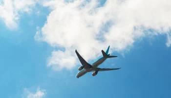 Самолет рейса Санкт-Петербург &ndash; Уфа экстренно сел в Кирове