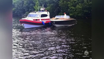 Водолазы обнаружили тело ребенка, выпавшего за борт катера в Химках