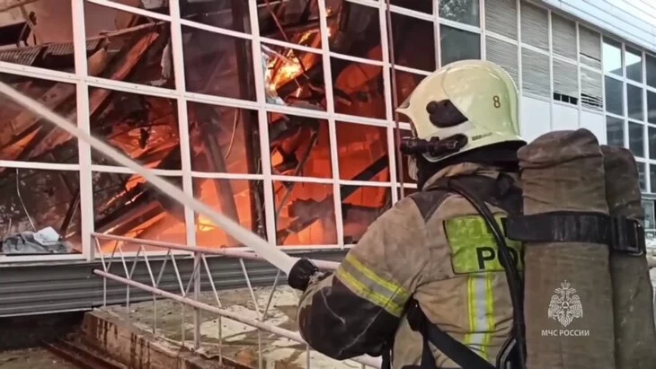 Работа НПО автоматики в Екатеринбурге приостановлена из-за пожара Работа НПО автоматики в Екатеринбурге приостановлена из-за пожара