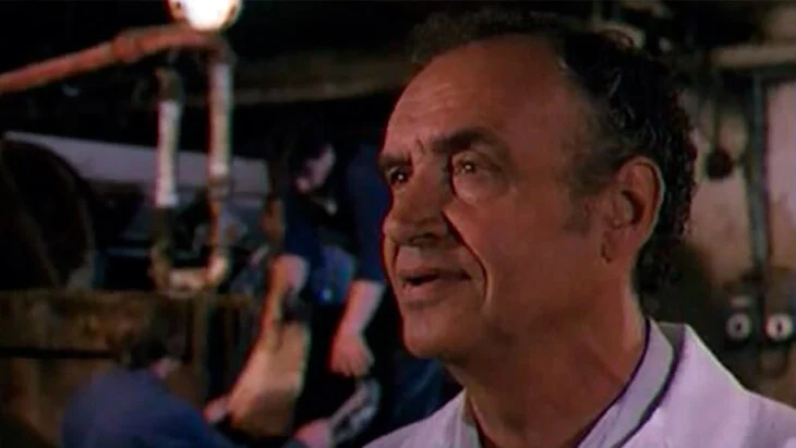 Умер актер из "Утомленных солнцем" Андре Умански